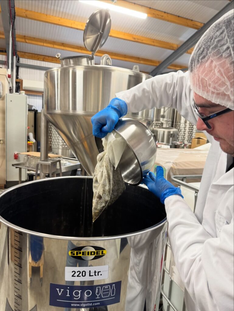Preparing the maturation of botanicals